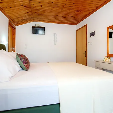 Apartament Kalogeraki *